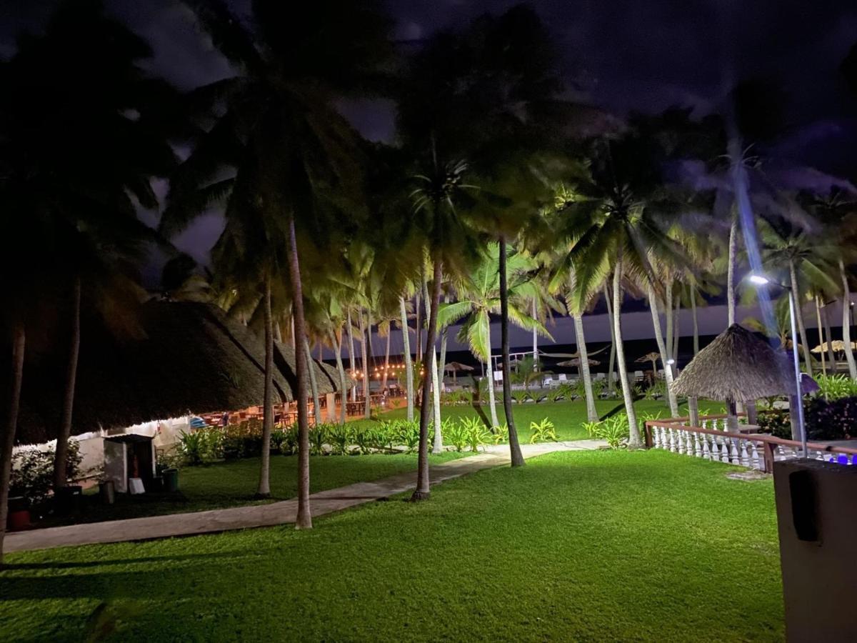 Hotel Tesoro Beach Сан-Луис-ла-Эррадура Экстерьер фото