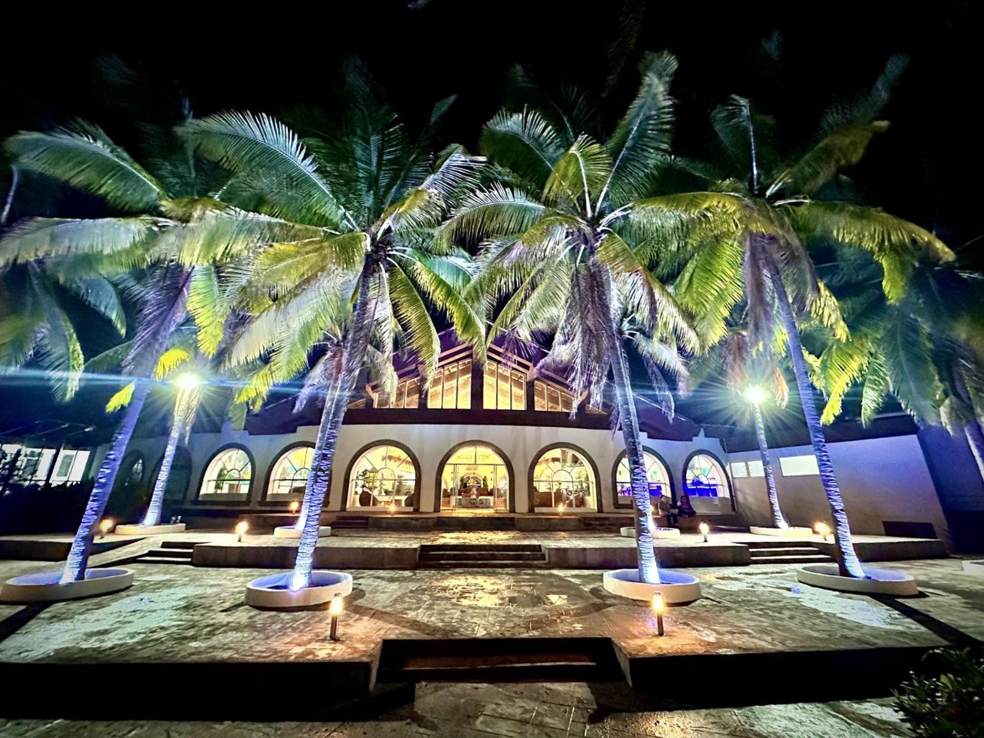 Hotel Tesoro Beach Сан-Луис-ла-Эррадура Экстерьер фото