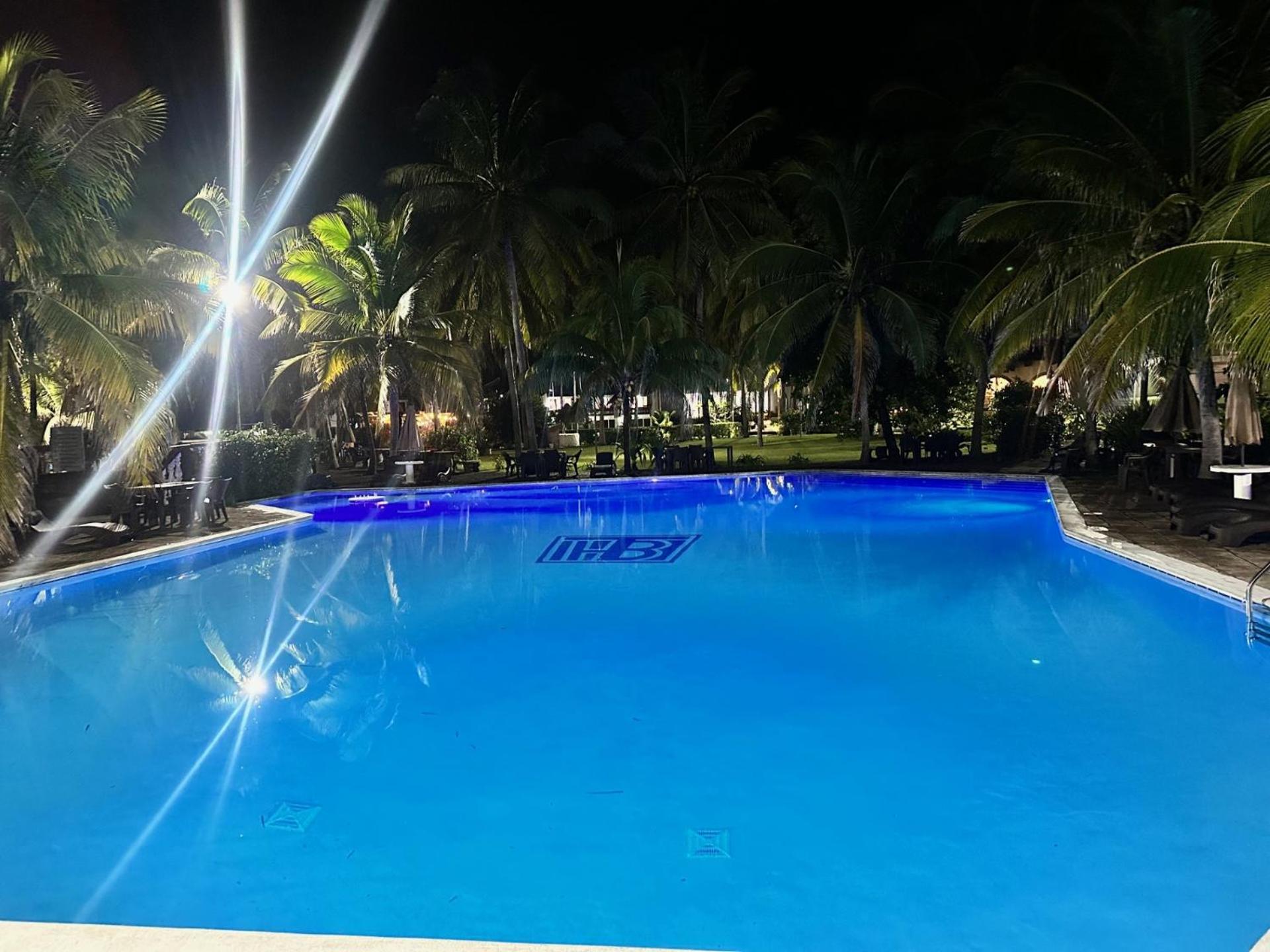 Hotel Tesoro Beach Сан-Луис-ла-Эррадура Экстерьер фото