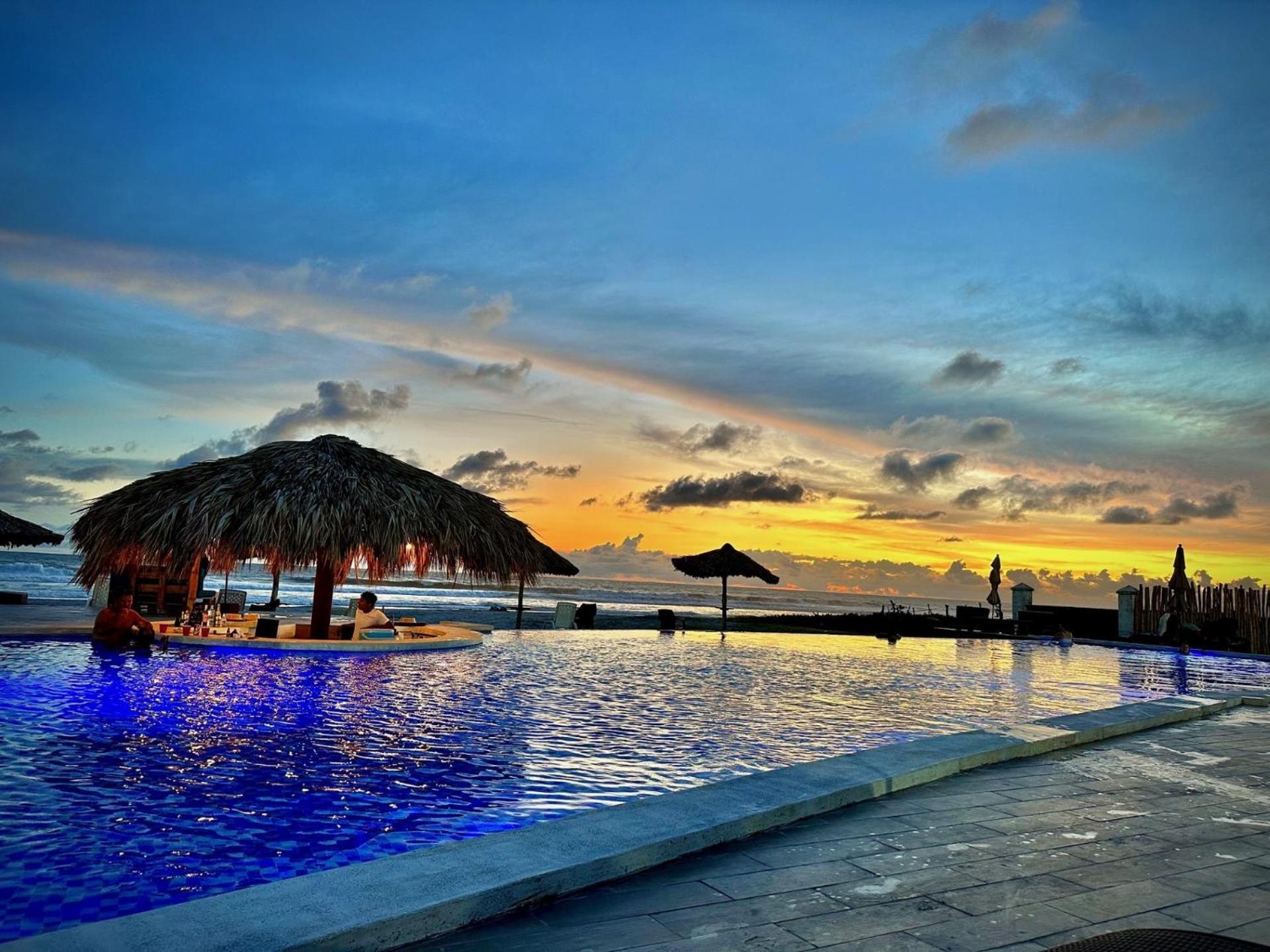 Hotel Tesoro Beach Сан-Луис-ла-Эррадура Экстерьер фото
