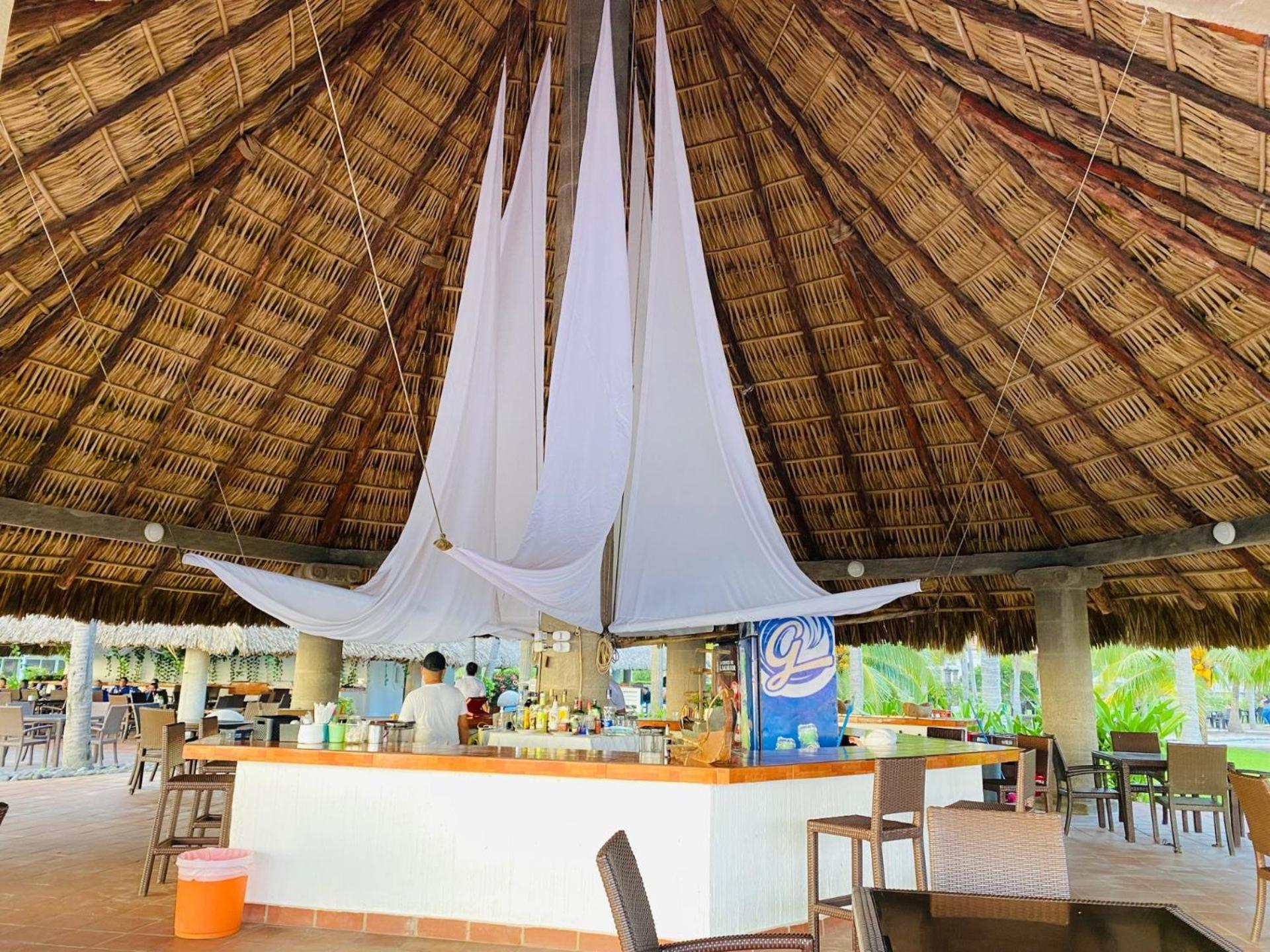 Hotel Tesoro Beach Сан-Луис-ла-Эррадура Экстерьер фото