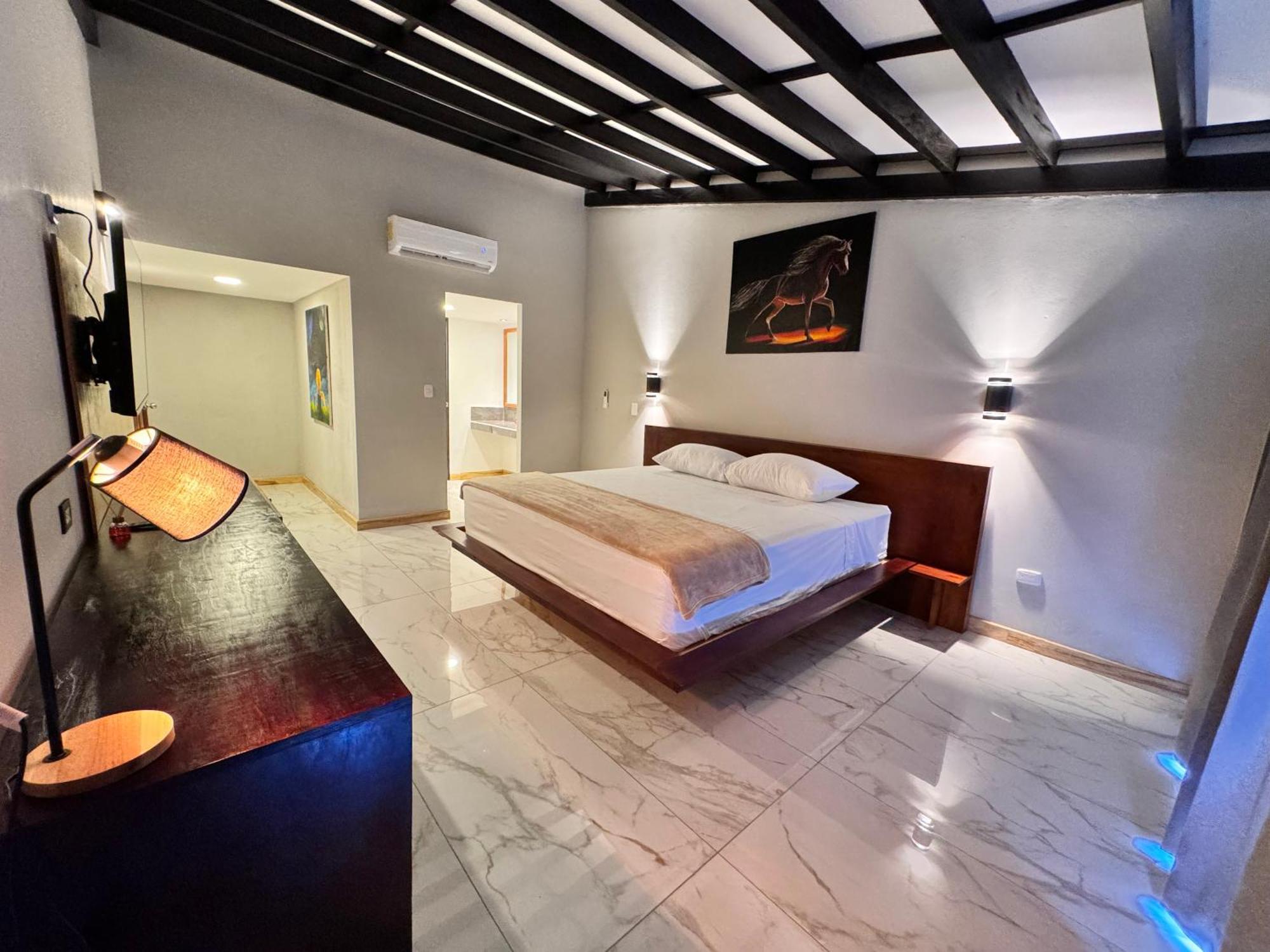 Hotel Tesoro Beach Сан-Луис-ла-Эррадура Экстерьер фото