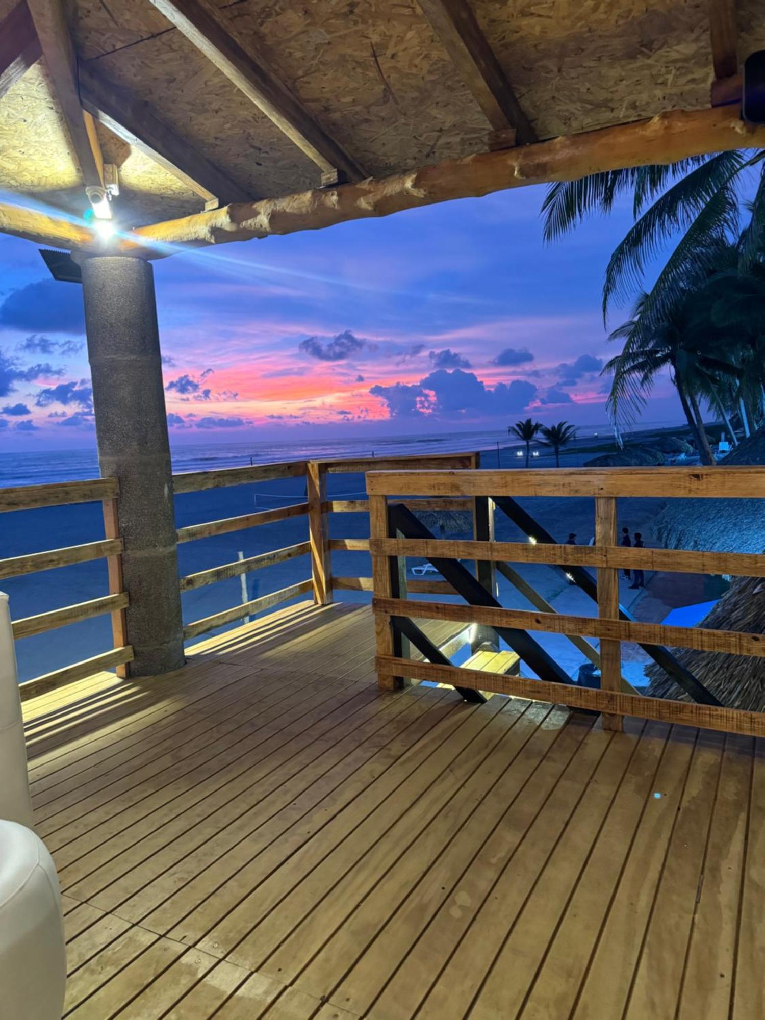 Hotel Tesoro Beach Сан-Луис-ла-Эррадура Экстерьер фото
