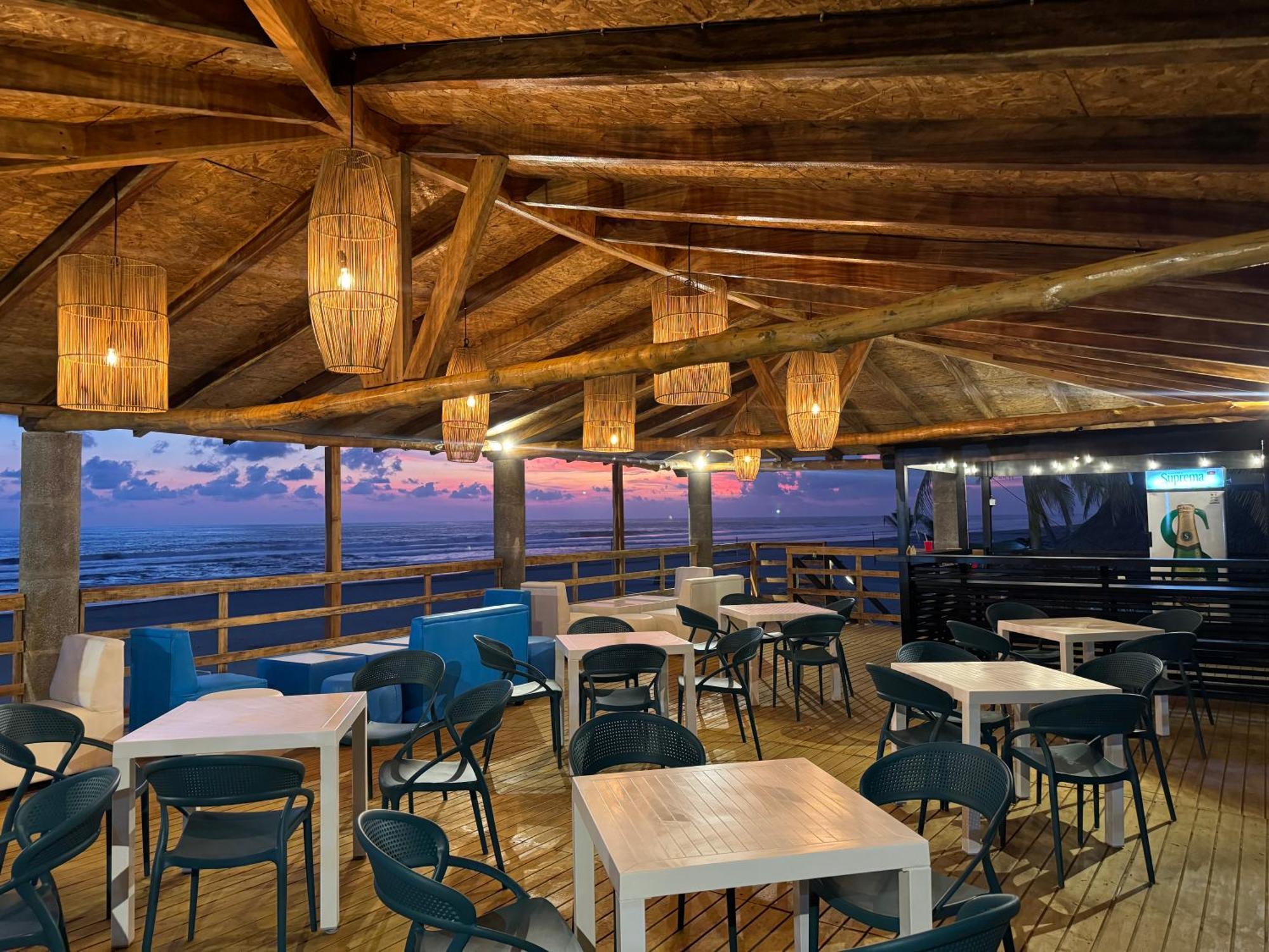 Hotel Tesoro Beach Сан-Луис-ла-Эррадура Экстерьер фото