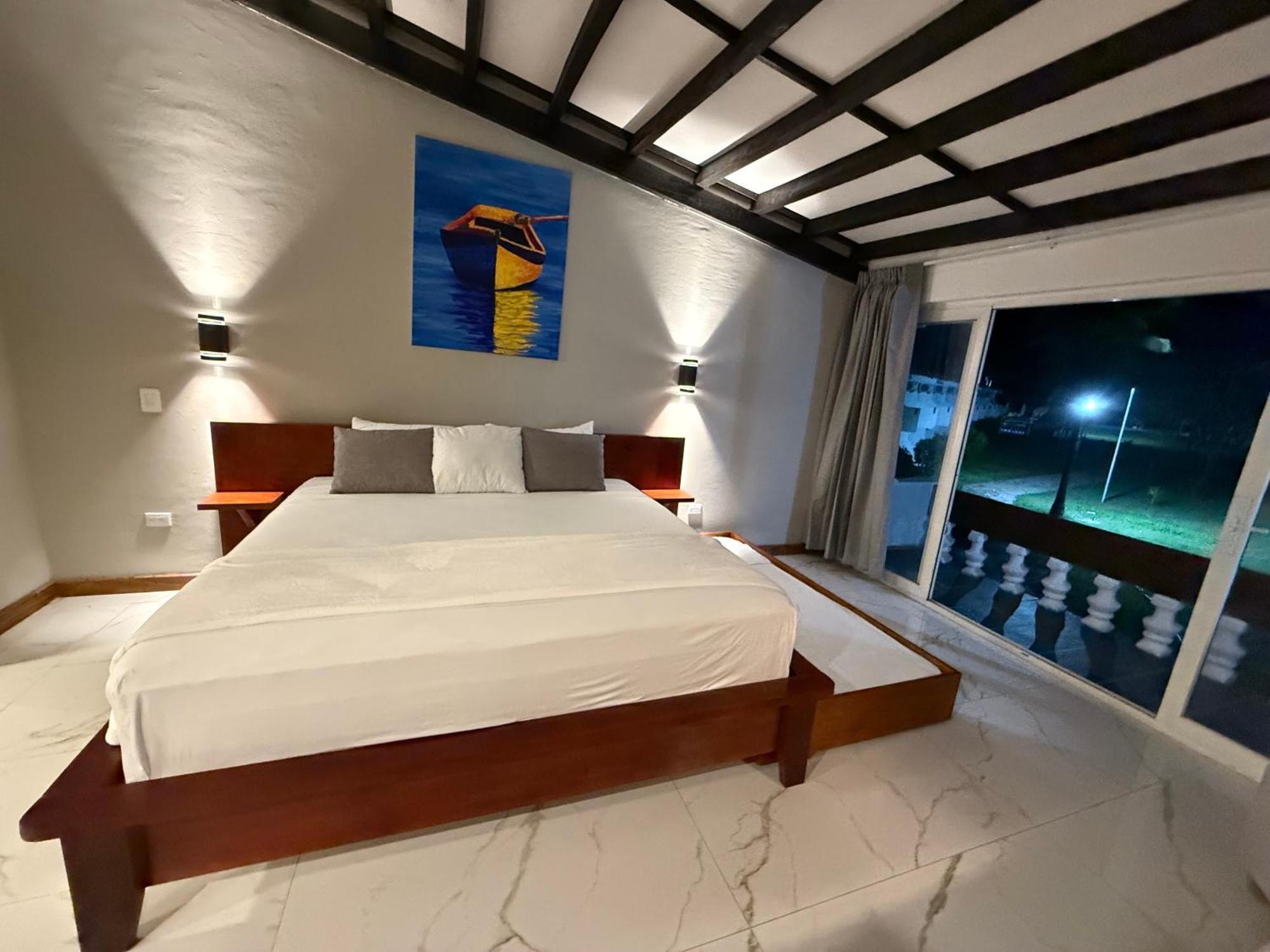 Hotel Tesoro Beach Сан-Луис-ла-Эррадура Экстерьер фото