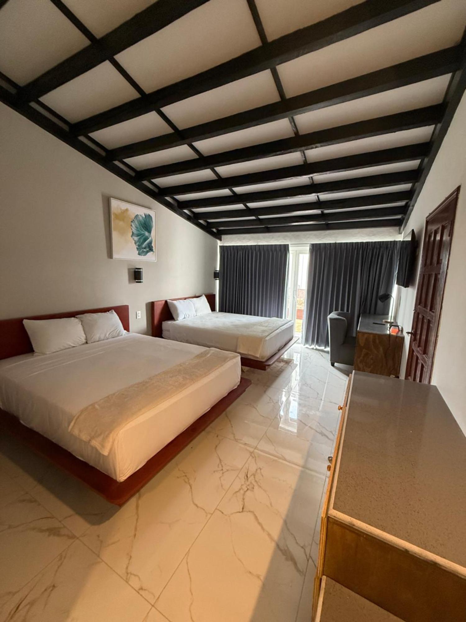 Hotel Tesoro Beach Сан-Луис-ла-Эррадура Экстерьер фото
