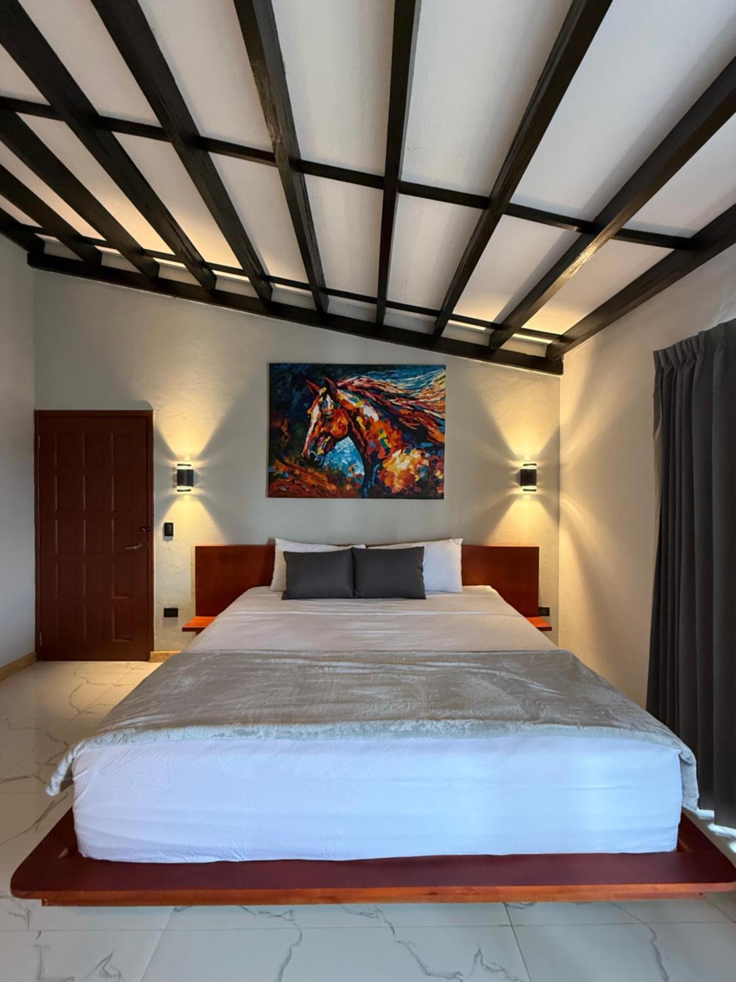 Hotel Tesoro Beach Сан-Луис-ла-Эррадура Экстерьер фото
